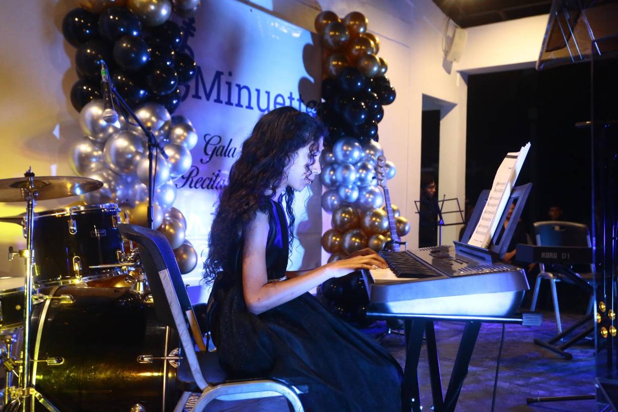 Isabella Quiroz ejecutó la pieza “French Children song, The first Noel”.