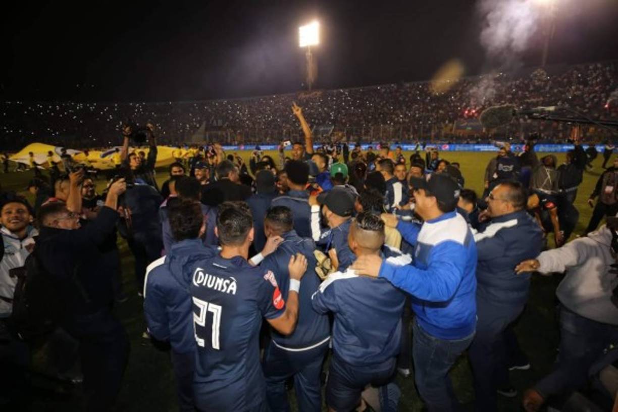 La algarabía de los jugadores del Motagua al final del partido.