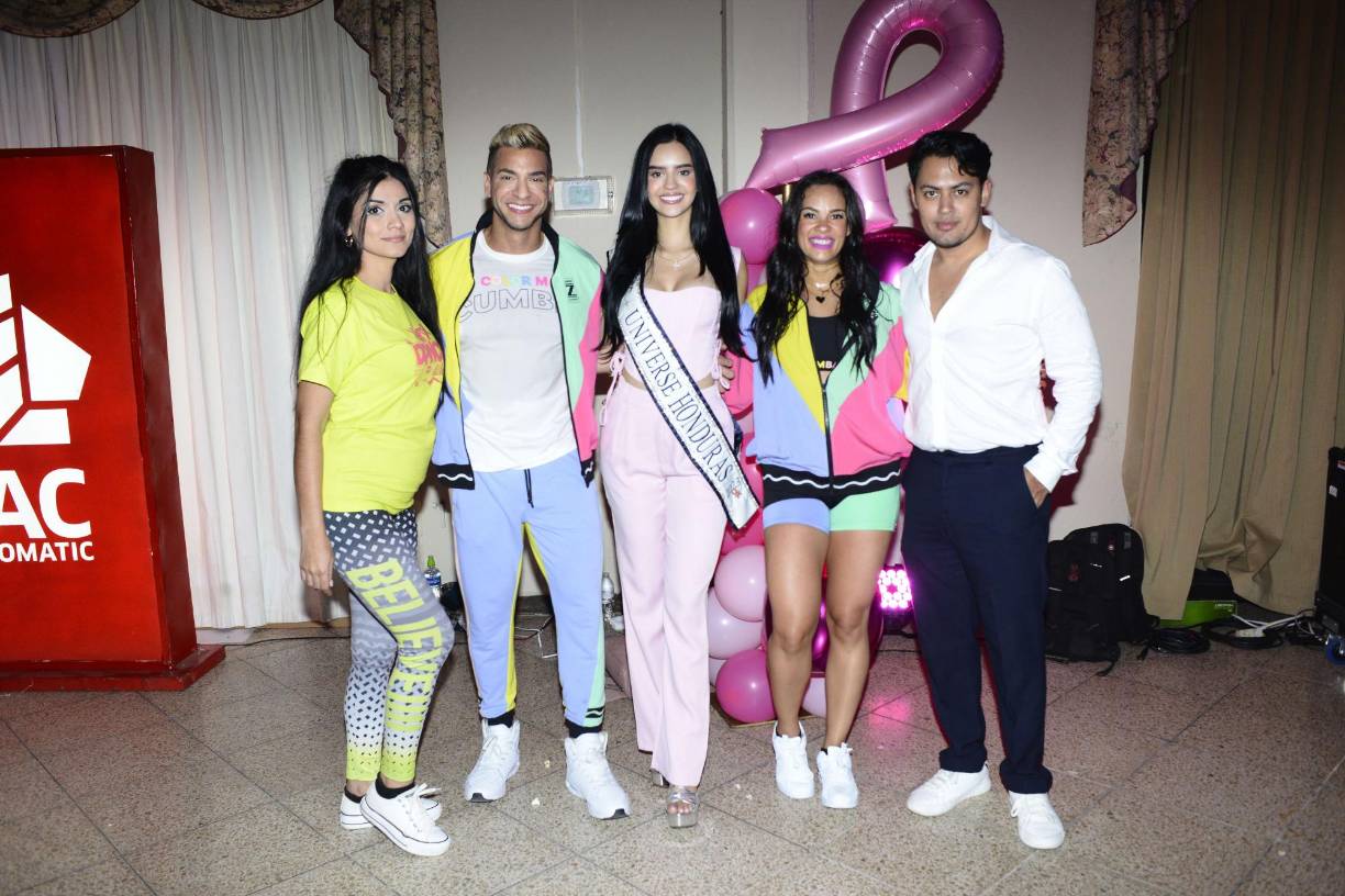Eleonora Girón, Adriano Sosa, Zu Clemente, Jeimy Bueno y Bryan Espinoza