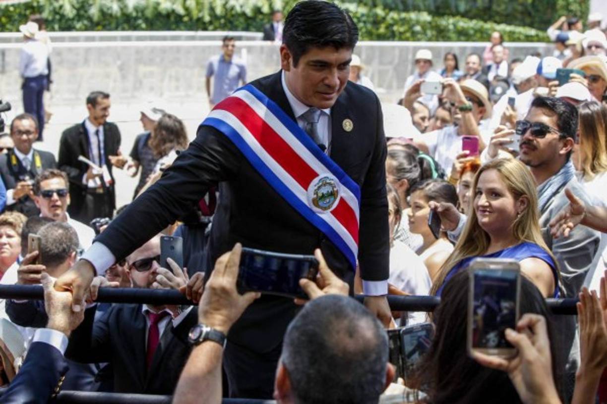 El presidente enumeró siete ejes prioritarios de su mandato: la educación, la seguridad, la salud, la protección ambiental, la mejor movilidad e infraestructura, el empleo, y recuperar de la estabilidad fiscal.