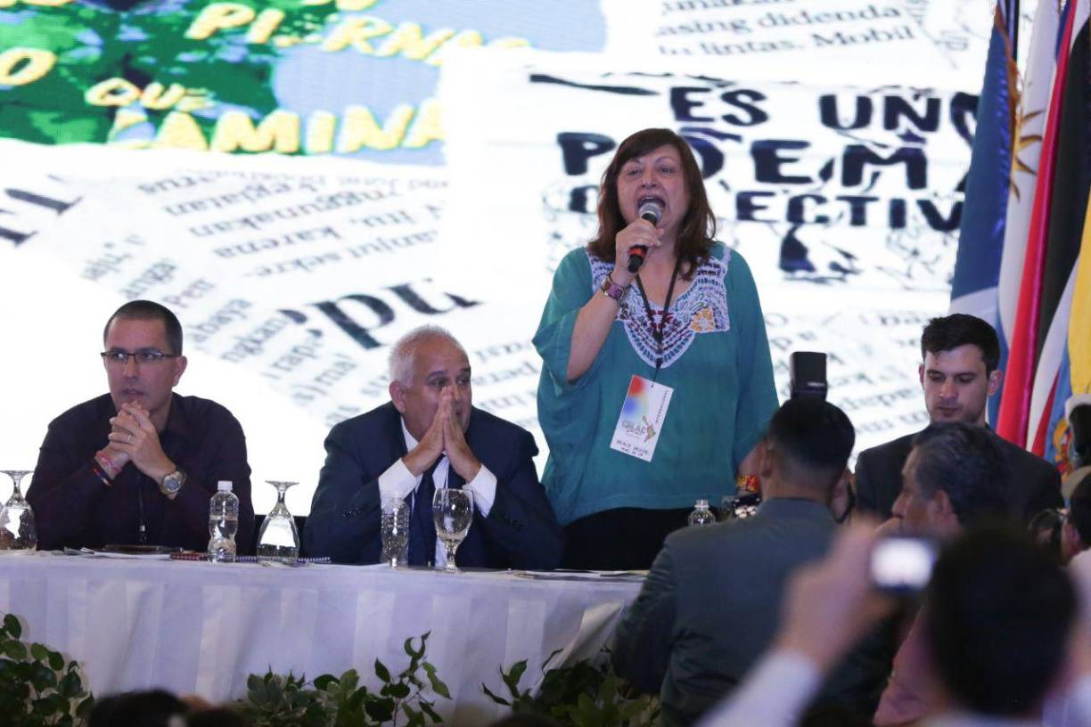  El secretario ejecutivo de la Alianza Bolivariana para Los Pueblos de Nuestra América (ALBA), Jorge Arreaza, dijo en la inauguración que lograr “la liberación total” debe ser el objetivo de los Gobiernos de izquierda.