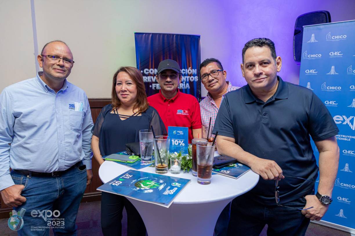 David Fúnez, Lourdes Hernández, Rigo Ramírez, Will Posadas y Nery López