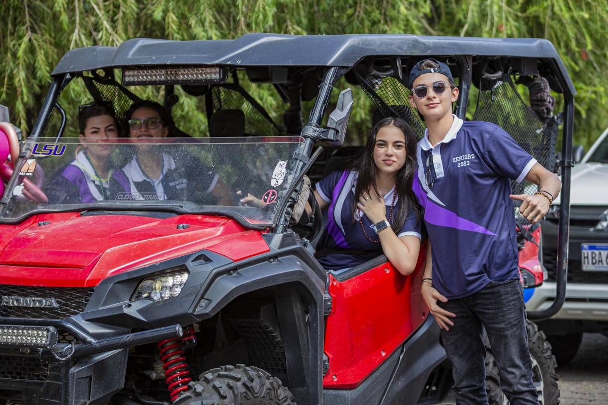 Andrea Ferrari, Laura Zavala, Ainara Cárcamo, Diego Borjas 