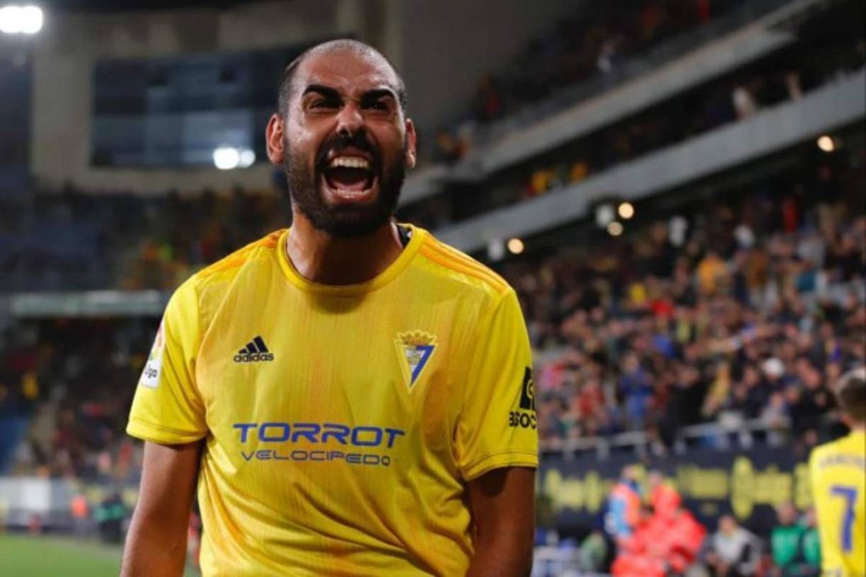 'Si no me quieren en el fútbol, intentaré buscar un trabajo de lo que sea. Si en otro trabajo tengo riesgos tampoco trabajaré. Me estoy apretando los pantalones, tengo un poco de dinero ahorrado', dijo el futbolista Fali.