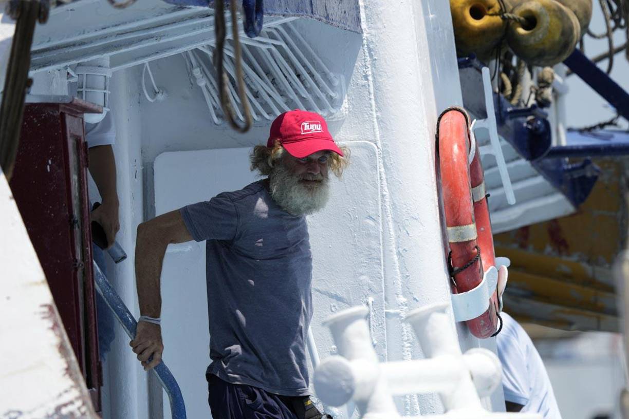 De acuerdo con la empresa productora de la marca de atún “Tuny”, se espera que la tripulación, que rescató al náufrago con vida, arribe al puerto de Manzanillo, en el estado mexicano de Colima, oeste de México.