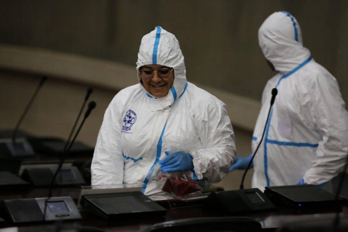 DPI busca explosivos en el Congreso Nacional por denuncia de terrorismo