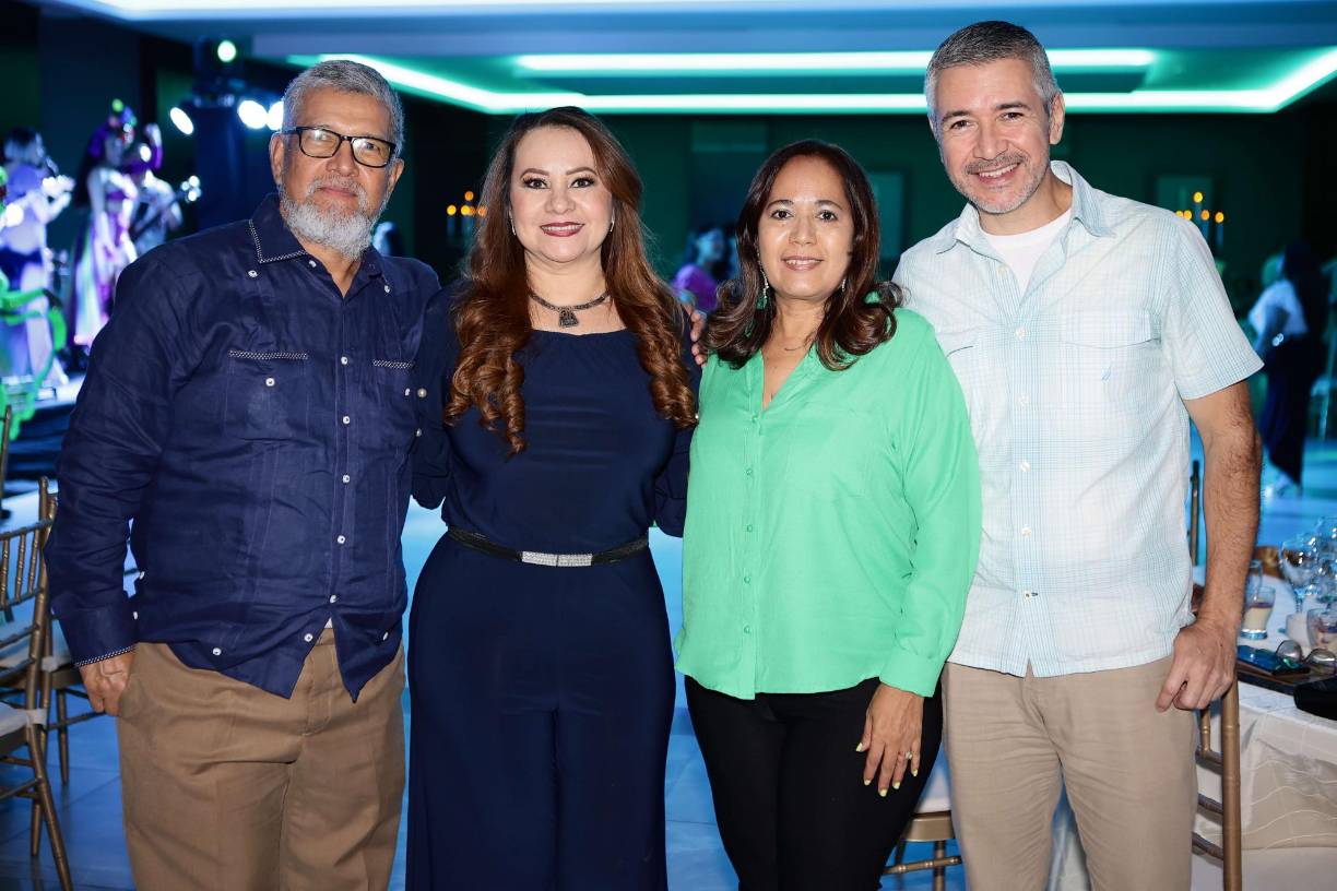 Joel y Martina Morales, Maribel Arriaza y Alfredo Alvarado