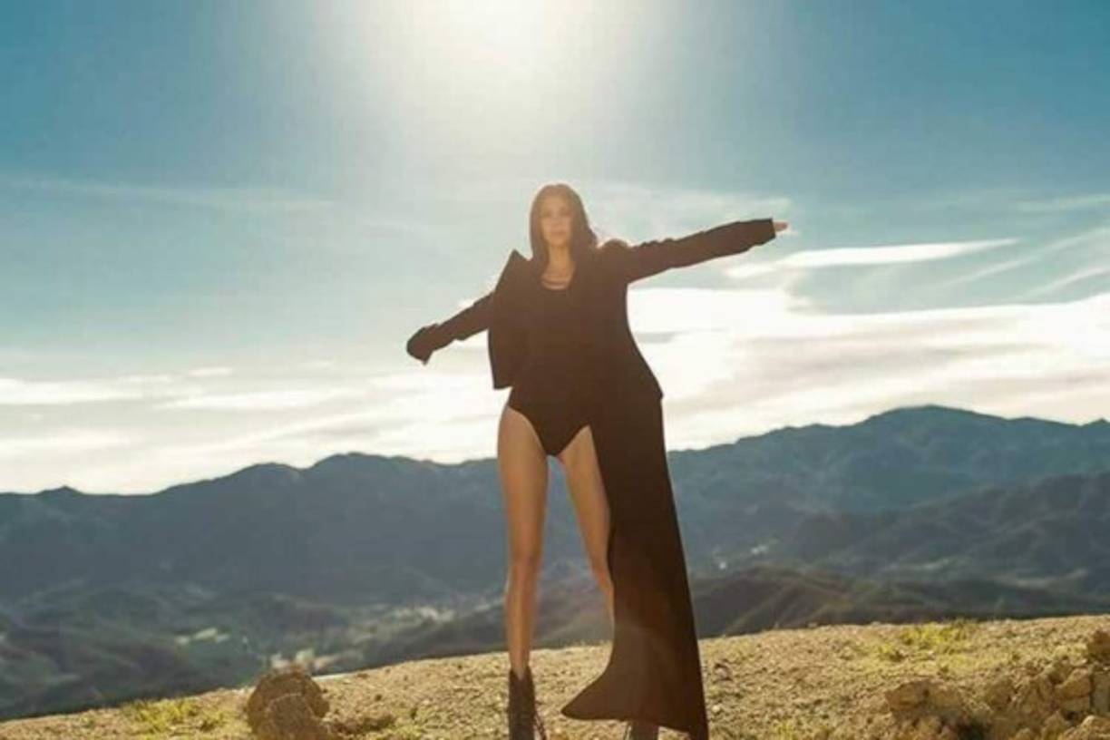 Tras meses de estar sola, los medios la relacionaron con Justin Bieber.