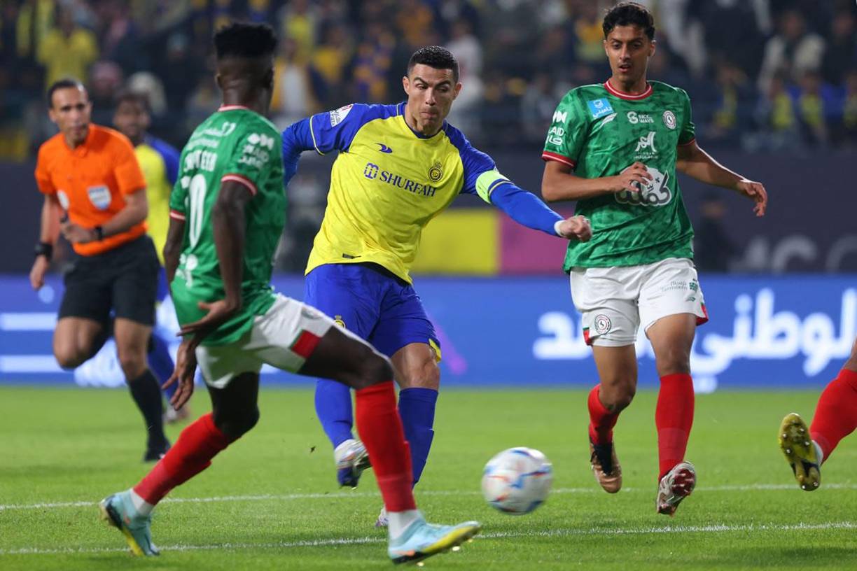 En un gran ambiente, CR7 estuvo muy participativo en todos los frentes del ataque, multiplicando las llamadas para marcar, en vano.