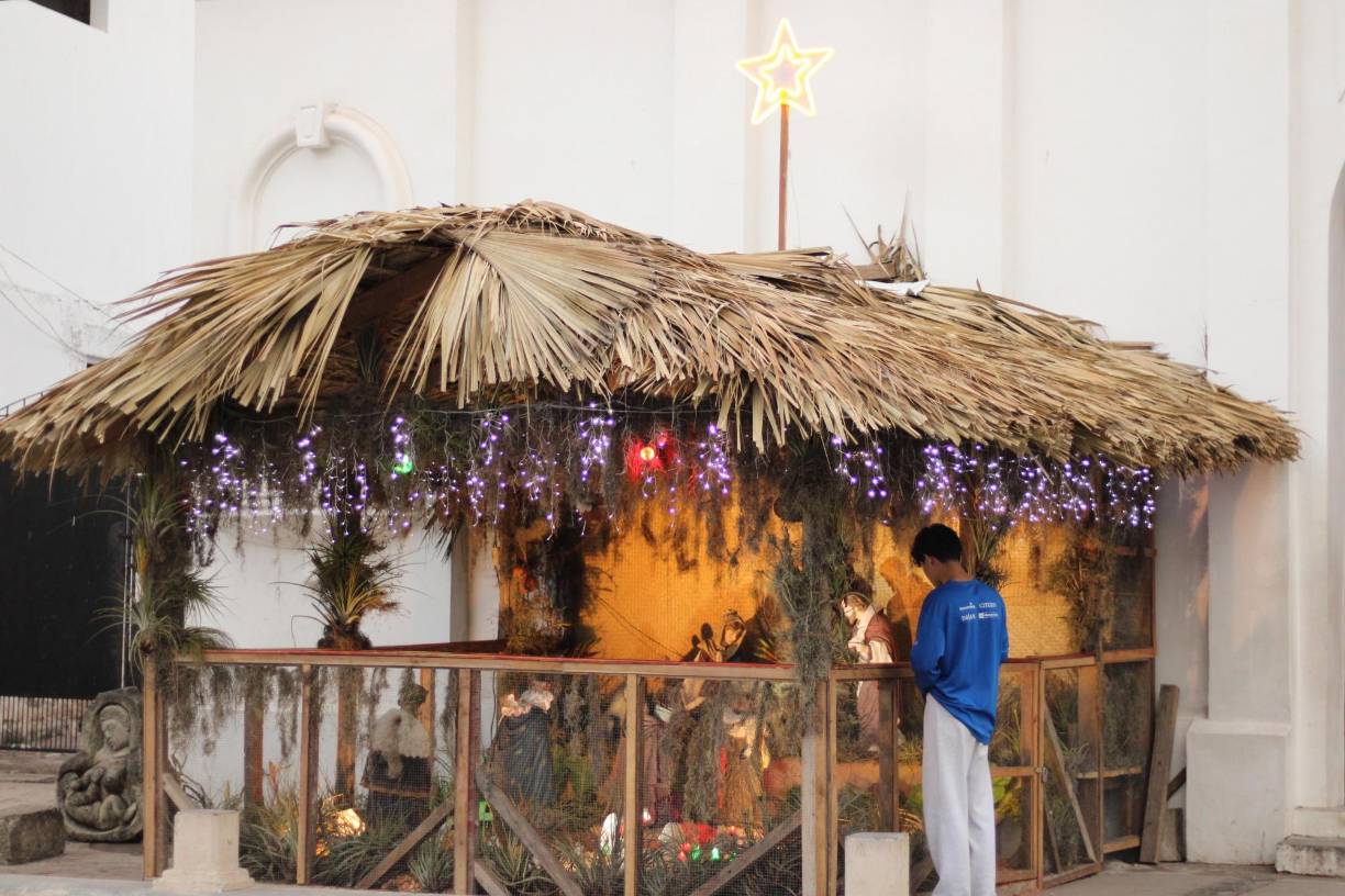 Viernes 13 de diciembre: Desfile hípico navideño por las principales calles.Sábado 14 de diciembre: Feria gastronómica en la Plaza y desfile navideño organizado por la Escuela Mayatan.