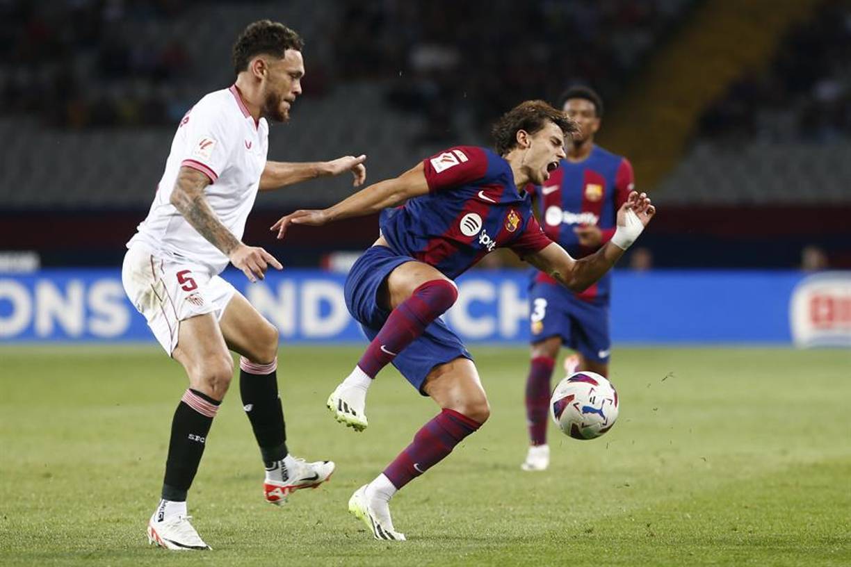 El equipo azulgrana llevó la iniciativa y gozó de las mejores ocasiones impulsado por los ‘Joaos’ Félix y Cancelo.