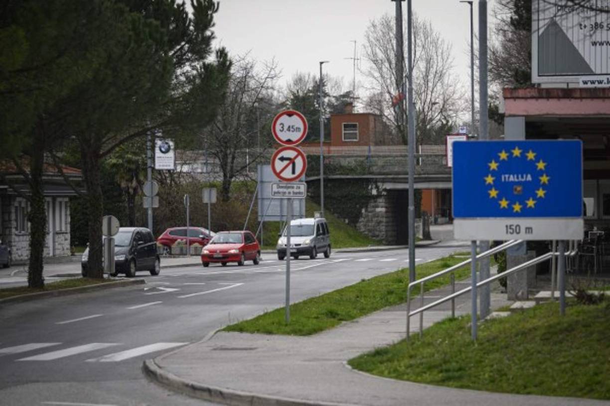 Eslovenia: Autoridades de este país anunciaron recientemente el cierre total de su frontera terrestre con Italia por temor a una mayor propagación del Covid-19.