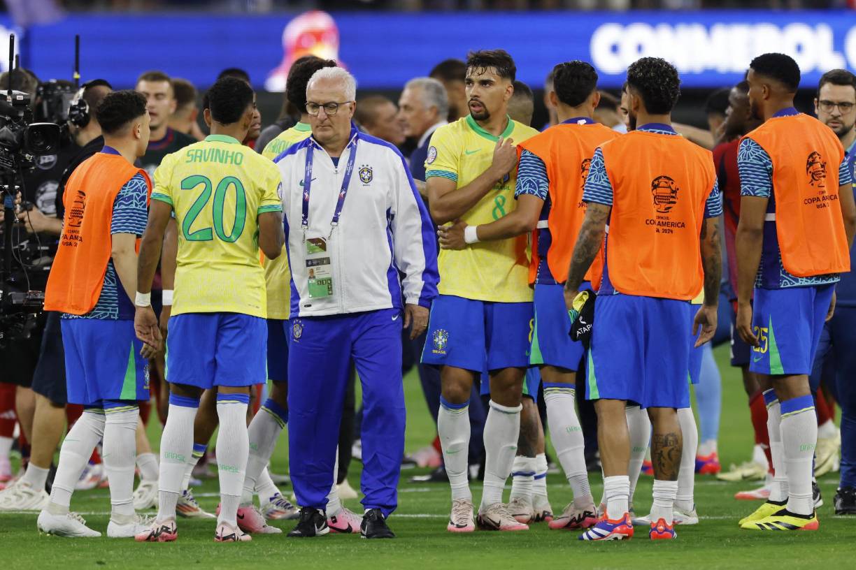 Sin embargo, pese a que tienen una plantilla con grandes nombres han revelado las normas que estos tienen que seguir durante la competencia.