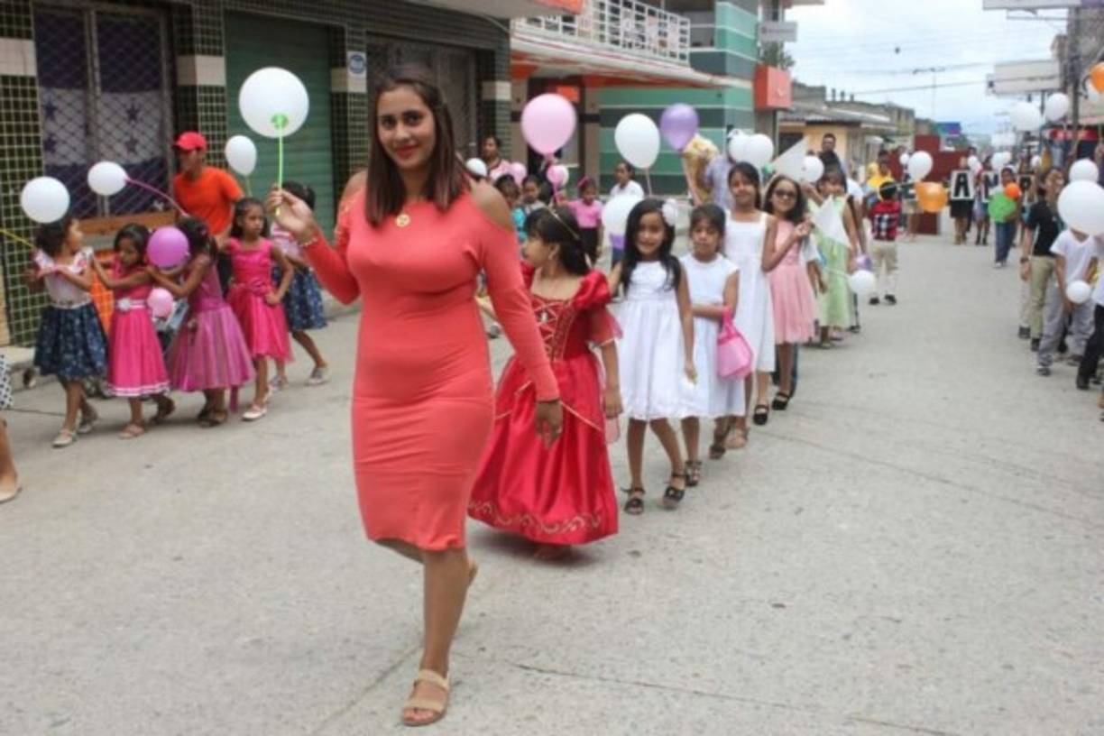 Honduras, como país de tradición cristiana tiene en la Biblia una guía moral y espiritual cuando más del más del 85% de la población profesa dicha fe religiosa, repartidos entre una mayoría católica y numerosas iglesias protestantes.