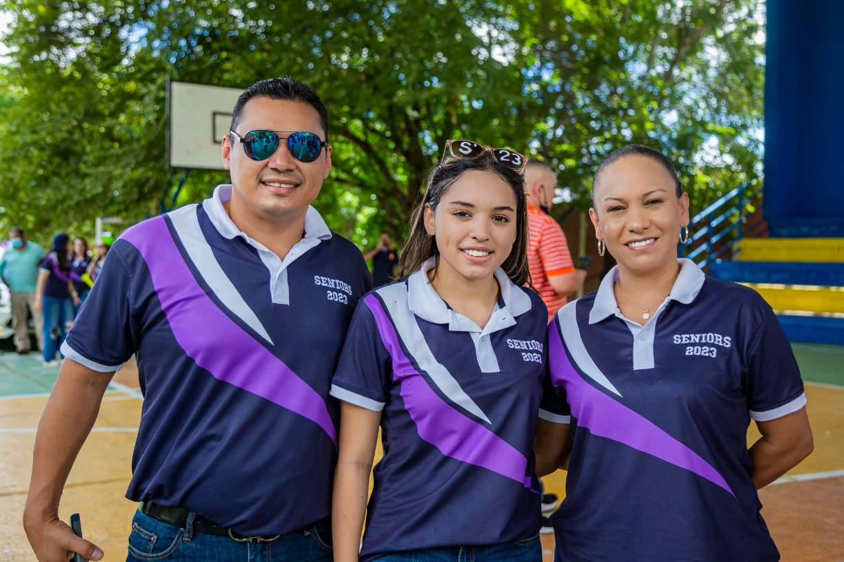 Héctor Nuñez, Valery Nuñez y Melissa de Nuñez