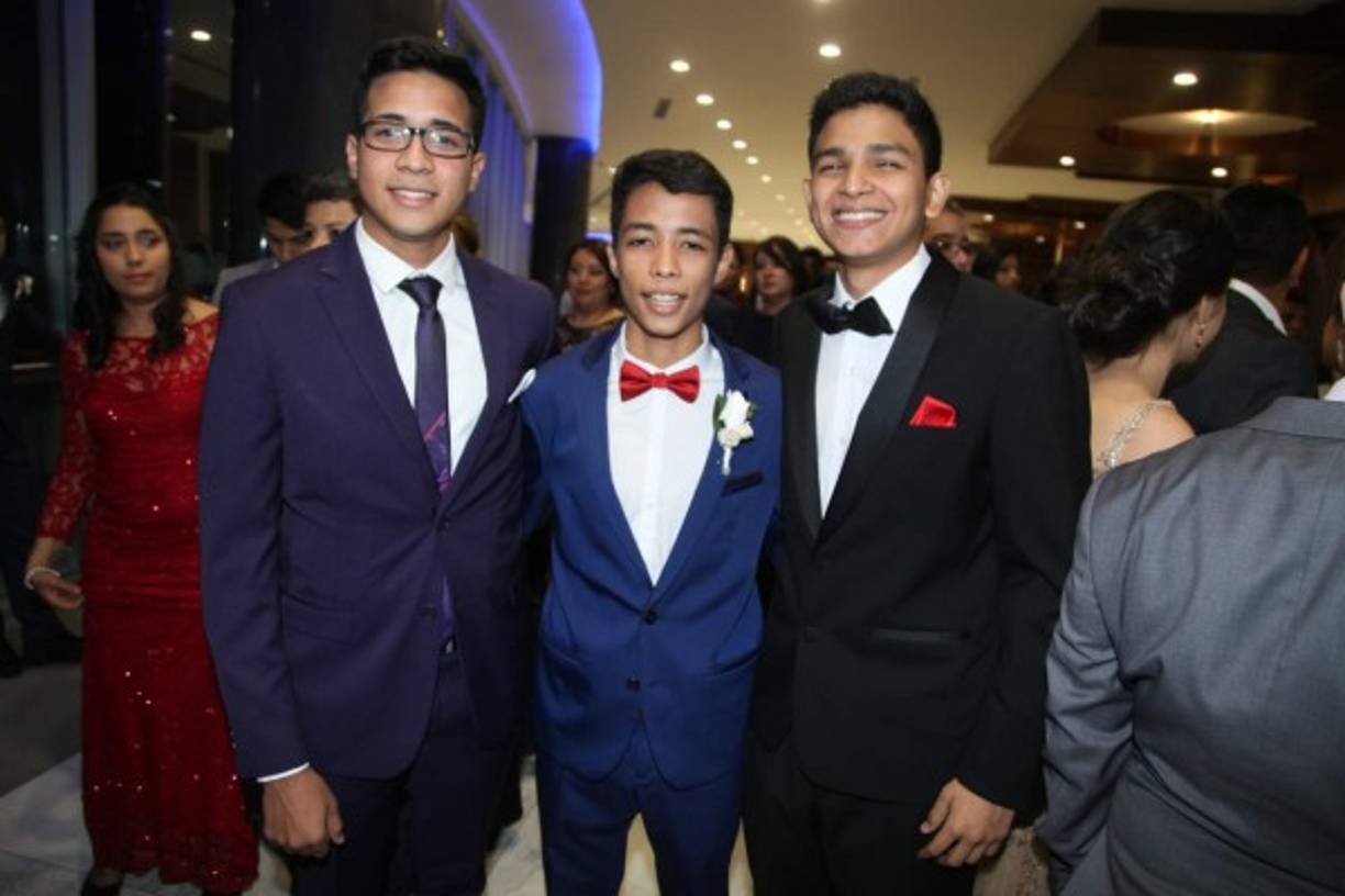 Christ Díaz, Fernando Peralta y Arnold Jovel.