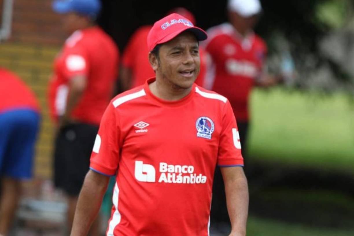 Danilo Turcios: El ex jugador es un hombre de la casa y dirige a las reservas del Olimpia. En su momento estuvo en el primer equipo como asistente y no se descarta que tenga su oportunidad para la próxima campaña.