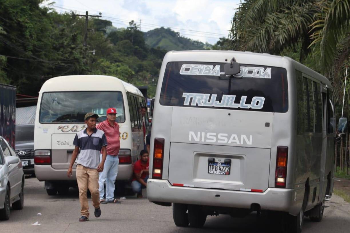 Las comunidades involucradas en la protesta incluyen Honduras Aguán en Trujillo, Taujica en Tocoa, La Esperanza en Bonito Oriental, y varios puentes y aldeas en la región.