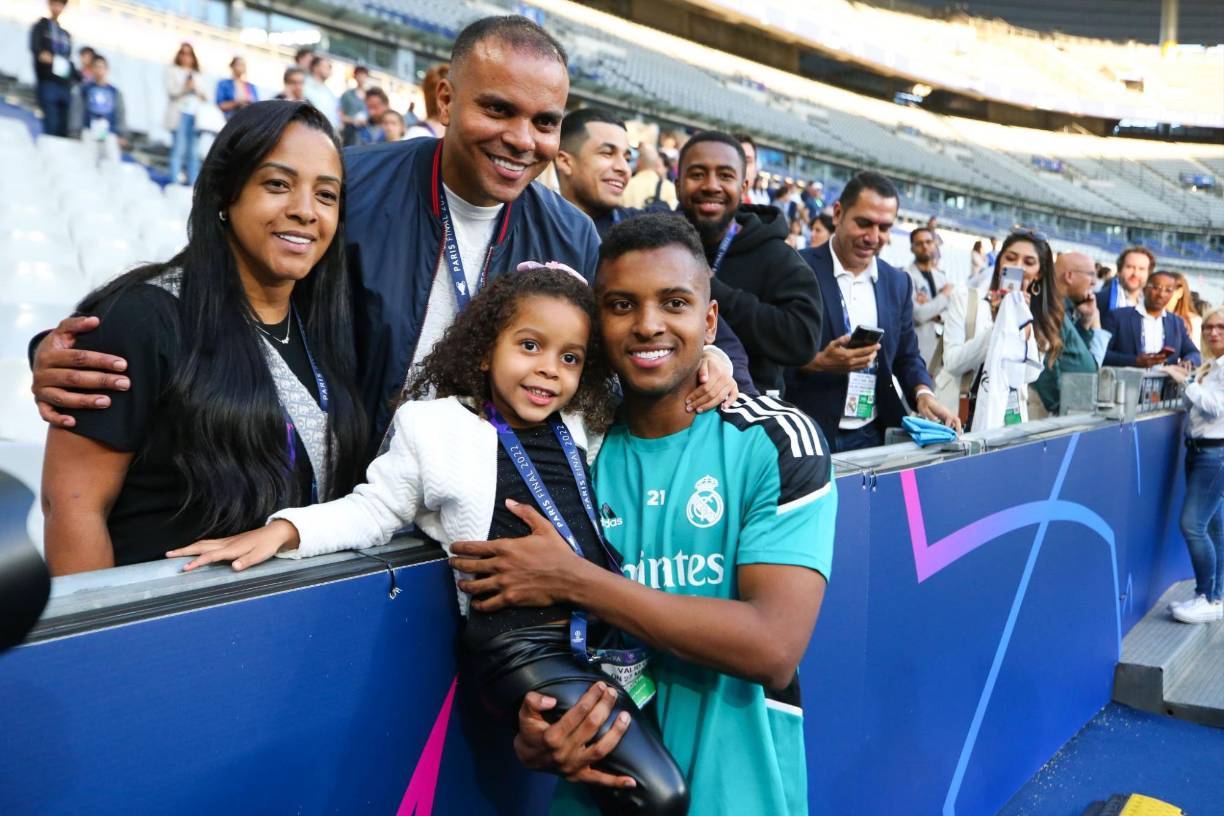 Rodrygo Goes también aprovechó su tiempo para compartir con su familia.
