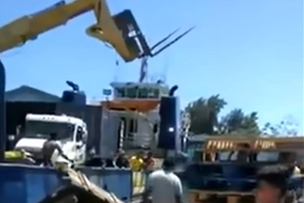 Minutos después se habría reportado su deceso, sin embargo ese extremo no ha sido oficializado por las autoridades pertinentes.