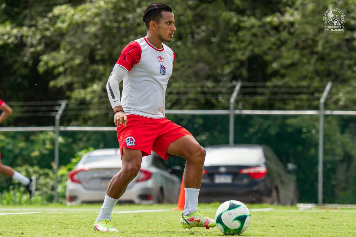 Edwin Rodríguez - El mediocampista será una de las armas del Olimpia para buscar la clasificación. Jugó de titular en Guatemala y también en el Clásico.