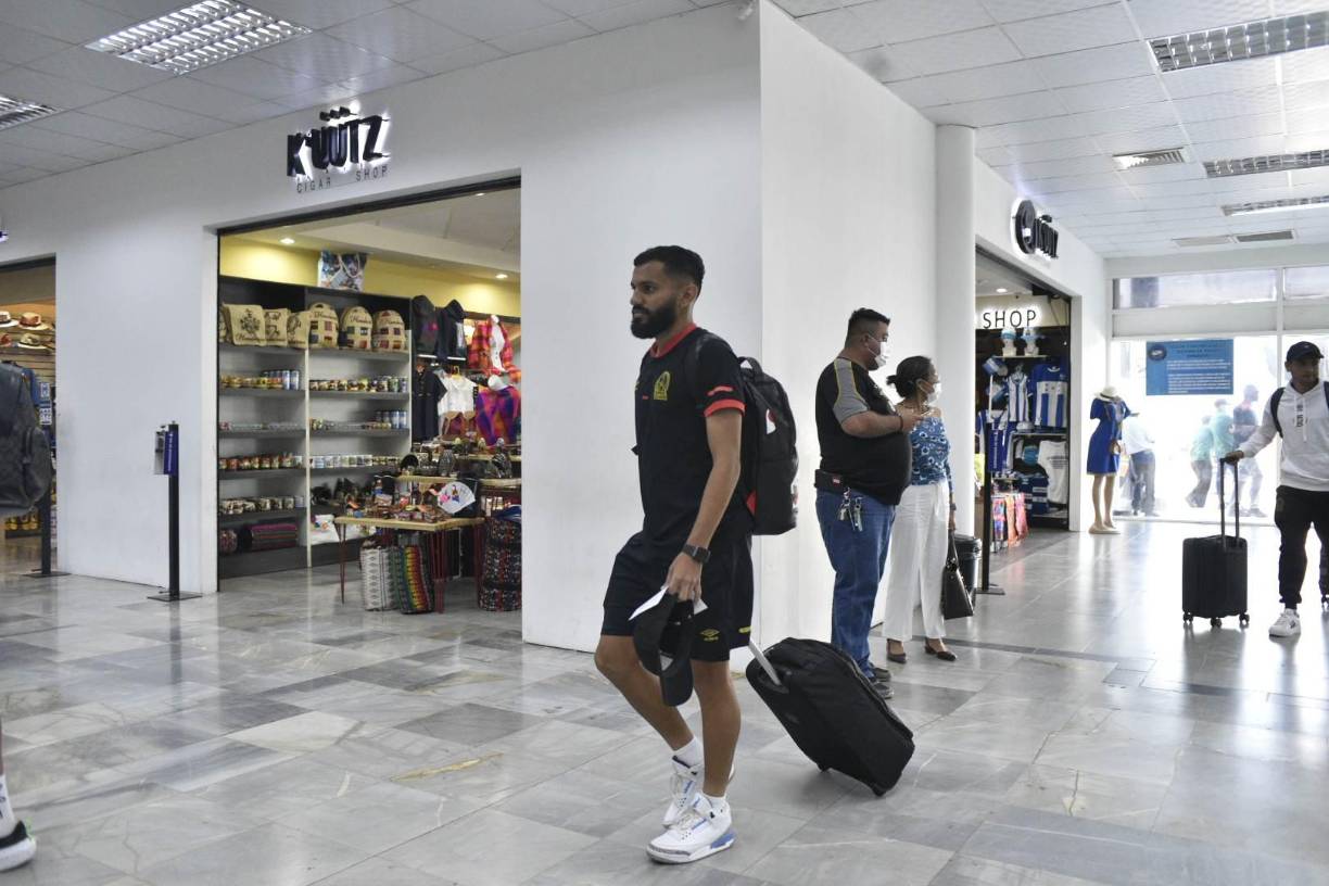 Sin tres jugadores: Olimpia viajó a México para enfrentar al Atlas