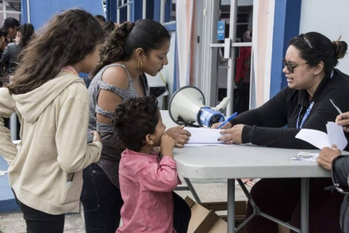 'Por la frontera (con Nicaragua) están llegando entre 100 y 150 personas diarias que ingresan por primera vez a Costa Rica, lo que indica que la situación interna de Nicaragua tiene repercusiones directas', dijo Campbell a periodistas tras una sesión del consejo de gobierno.