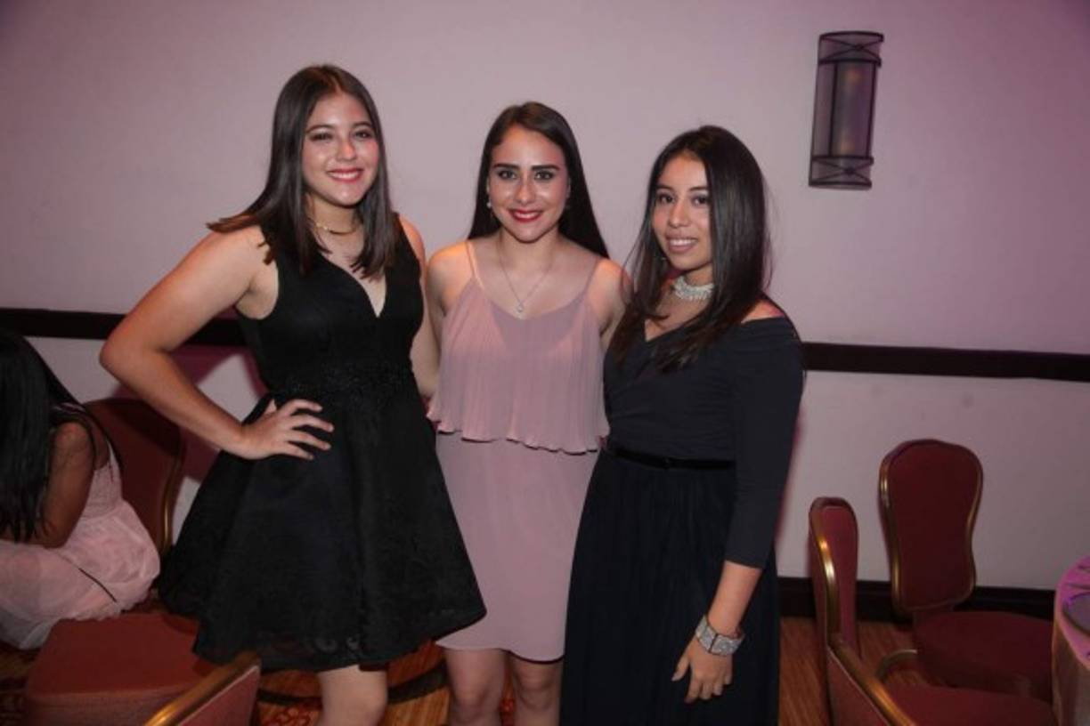 Allyson Gutiérrez, Elena Banegas y Lauren Hernández.