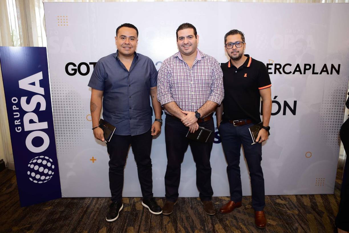 Marco López, Héctor Turcios y Walter López