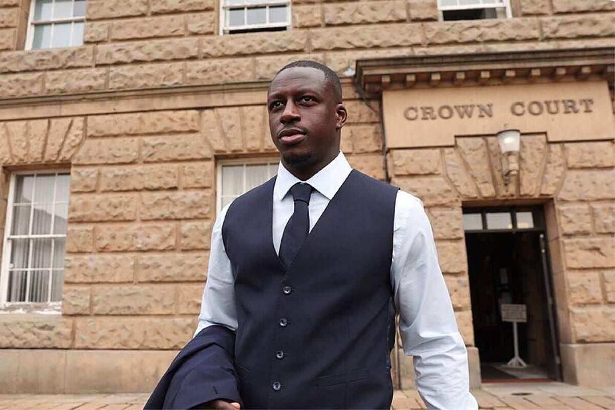 En aquella vista, el jurado no alcanzó un veredicto respecto a las dos acusaciones de violación e intento de violación, si bien hoy le declaró no culpable en ambos.