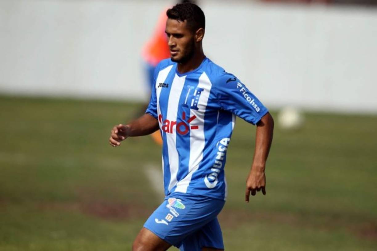 Alexander López se ha ganado el puesto de titular en la Selección de Honduras. Cerró la hexagonal jugando de inicio.