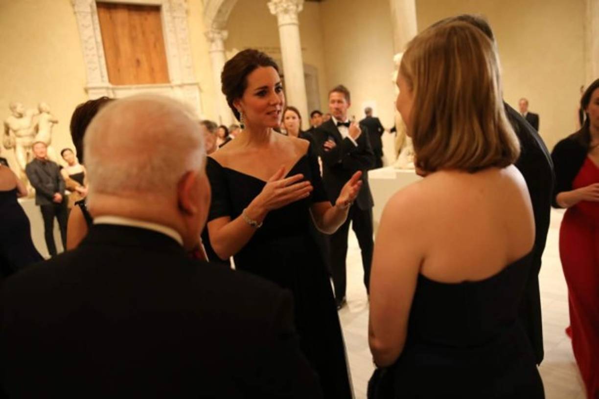 En la cena también estuvieron presentes Mary-Kate Olsen, Anna Wintour y Seth Meyers.