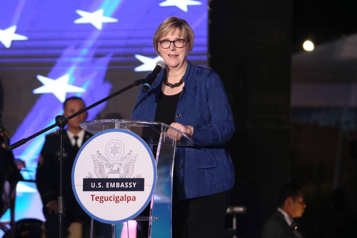 La embajadora Laura Dogu destacó durante su discurso que “este impresionante edificio demuestra nuestro compromiso por fortalecer nuestros vínculos”.