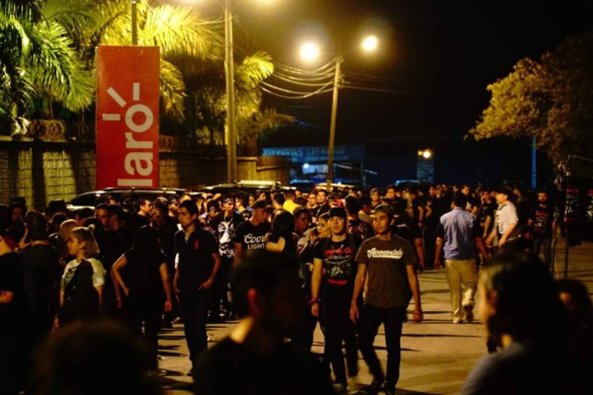 Habitantes de la zona norte, Comayagua, Siguatepeque, Tegucigalpa y otras partes del país se dieron cita en Expocentro para celebrar el trigésimo aniversario de los españoles.