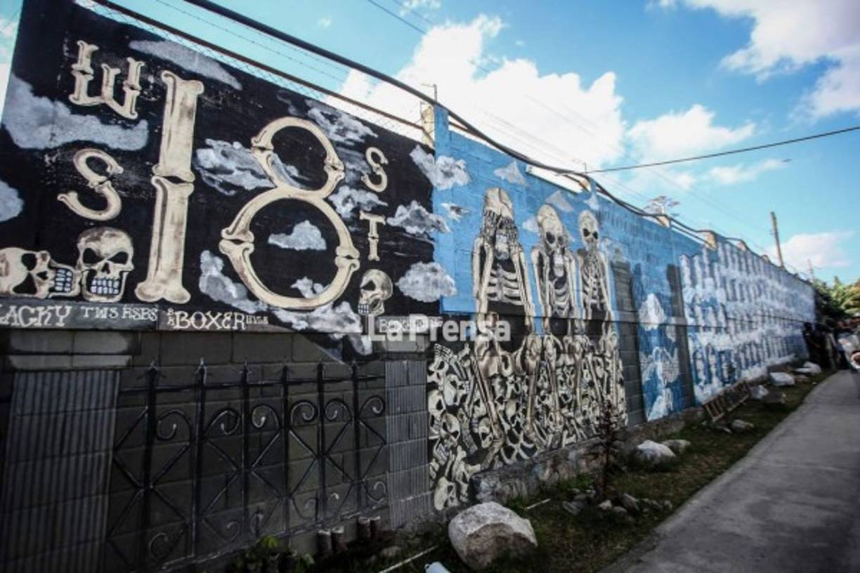 Más allá de todo, la muerte es el tema principal, transmitiendo terror a quien no hace parte de la pandilla y evitando que los que ya están en los grupos puedan huir.