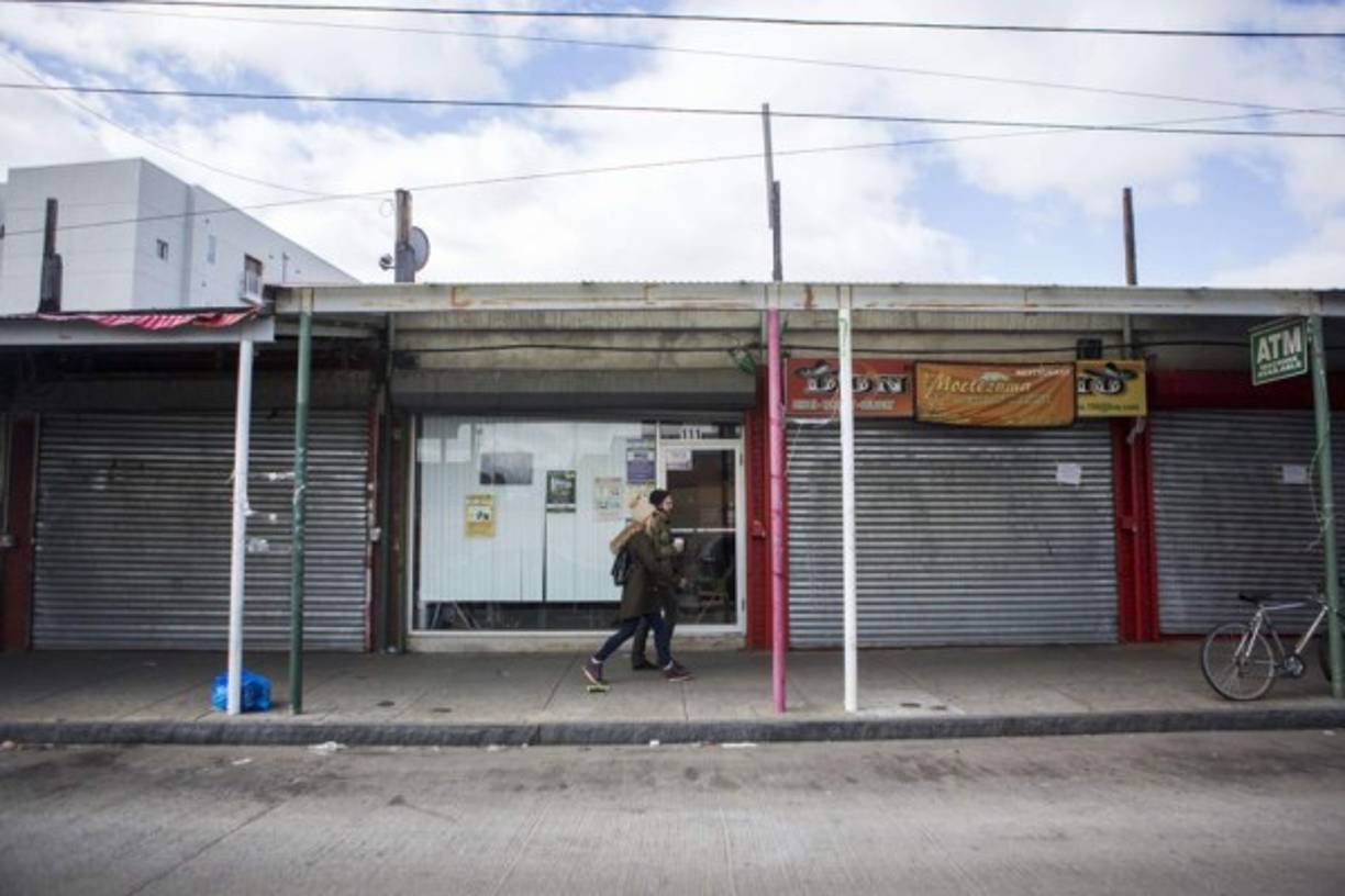 Decenas de negocios también estaban cerrados en otras partes de Estados Unidos, sobre todo en Filadelfia y Chicago, donde alrededor de 50 bajaron las persianas.