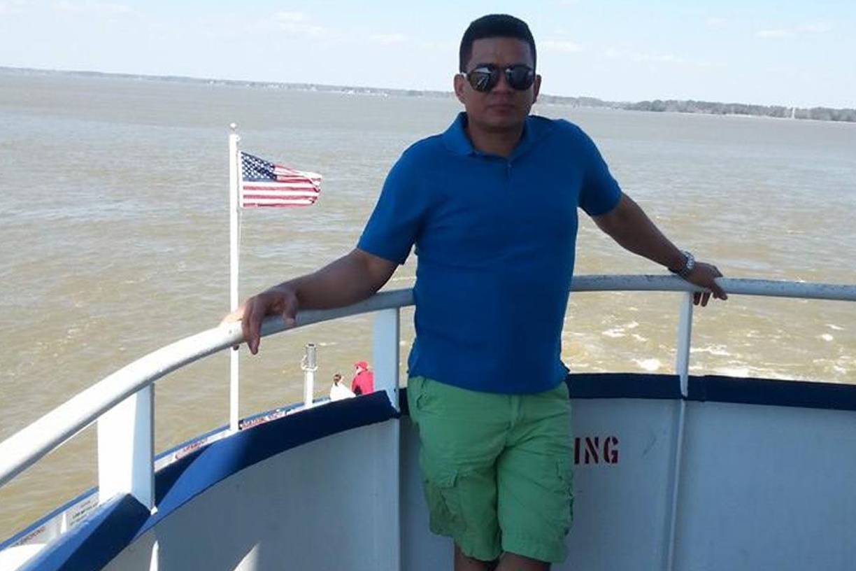 Javier Hernández Orellana es acusado de homicidio en segundo grado después entregarse a la policía en Virginia, Estados Unidos.