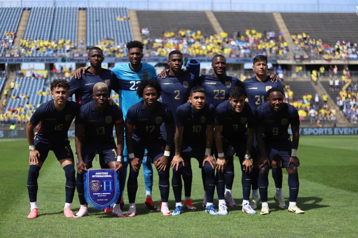 Este fue el 11 de Ecuador: Alexander Domínguez, Angelo Preciado, Félix Torres, Willian Pacho, Piero Hincapié, Alan Franco, Moisés Caicedo, Kendry Páez, Jeremy Sarmiento, John Yeboah y Enner Valencia.