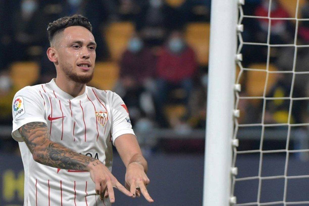 El Sevilla cierra el traspaso de Lucas Ocampos al Ajax. El extremo argentino no seguirá en el fútbol español.