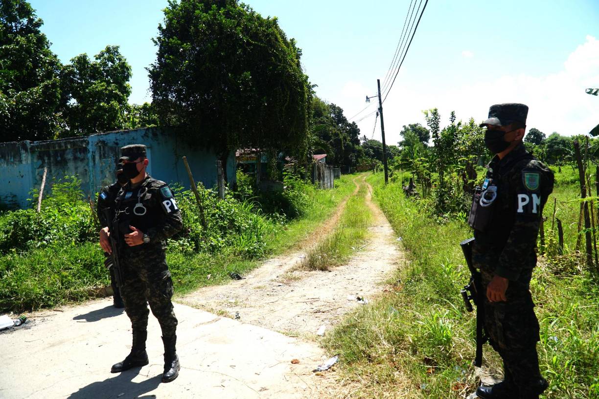 El repunte en la incidencia de hechos violentos en los sectores de Chamelecón y la Rivera Hernández ha causado que los órganos de seguridad como la Policía Militar y la Policía Nacional redoblen sus esfuerzos para enfrentar el accionar delictivo de las maras y pandillas que son los principales agentes de la criminalidad en esas zonas. Frontera de la Ebenezer. 