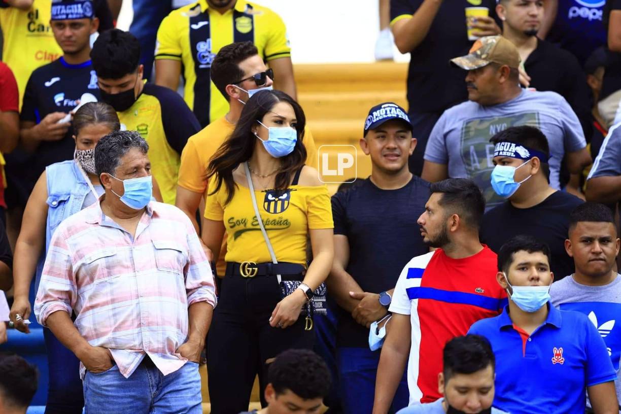 Sirey Morán, modelo, presentadora de televisión, ganadora del Miss Honduras Universo 2016 y la primera hondureña ganadora de Nuestra Belleza Latina, es fan del Real España y no se perdió la Gran Final.