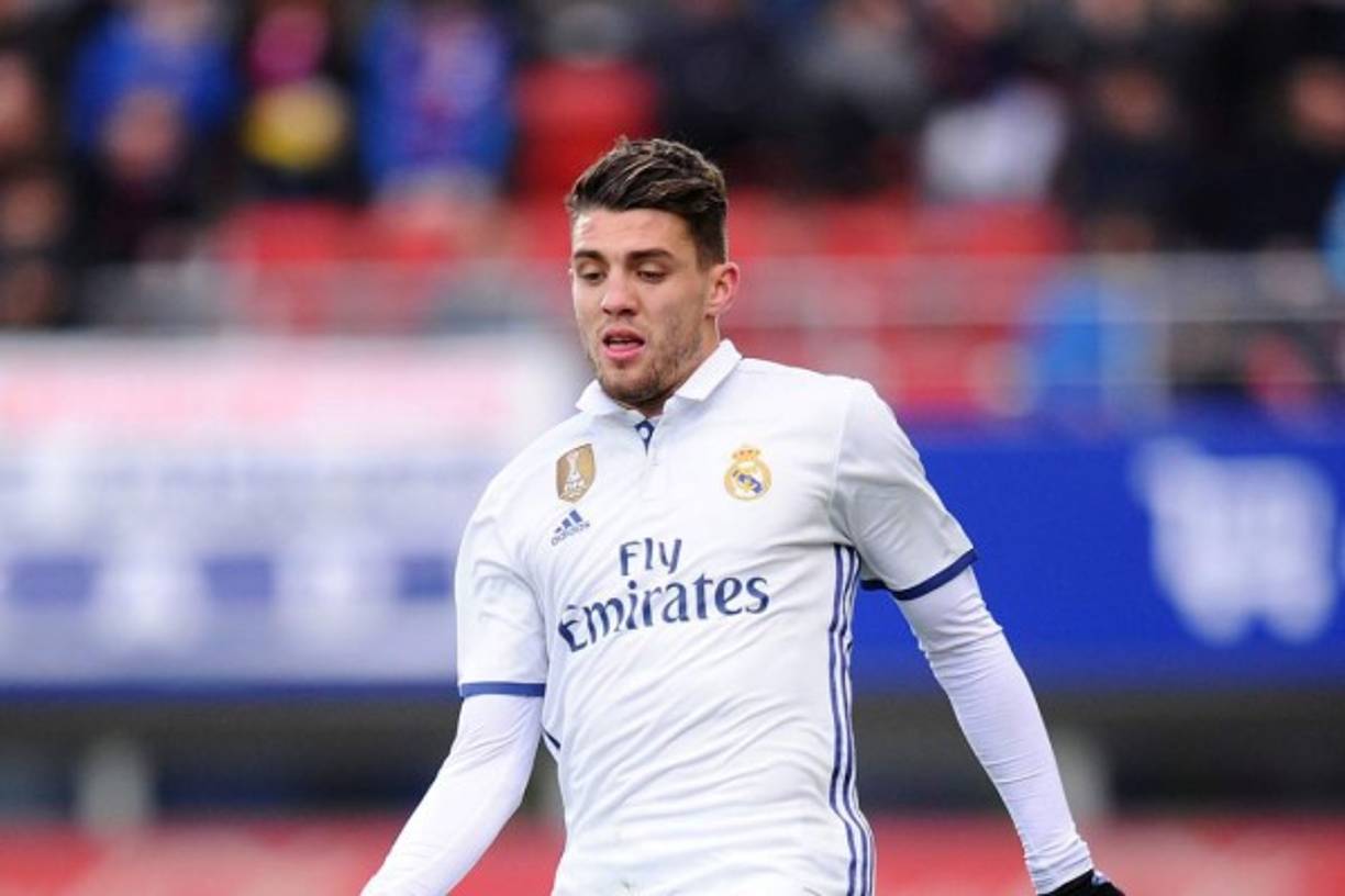 Jürgen Klopp sigue soñando con fichar a Mateo Kovacic. En OK Diario cuentan que el entrenador alemán ha dado la orden al Liverpool de fichar al centrocampista croata en el caso de que salga Coutinho, y ahora en Inglaterra van más allá. Según el Daily Express, el club inglés está decidido a tirar la casa por la ventana para fichar al jugador del Real Madrid. De hecho la planificación en estos momentos depende en gran medida de su llegada, pues Emre Can podría coger la puerta y marcharse del Liverpool.