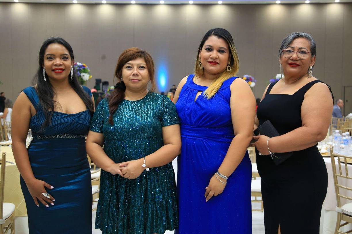 Heidy Corrales, Lorem Suazo, Leila Valladares y Bessy Ayala