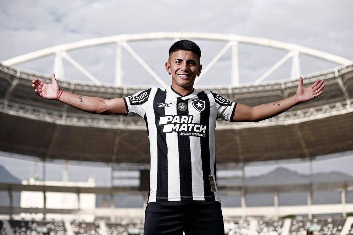 OFICIAL / El mediapunta Thiago Almada, campeón del mundo con Argentina en 2022, fue traspasado este sábado por el Atlanta United al Botafogo brasileño en una de las mayores ventas de la historia de la liga norteamericana (MLS).