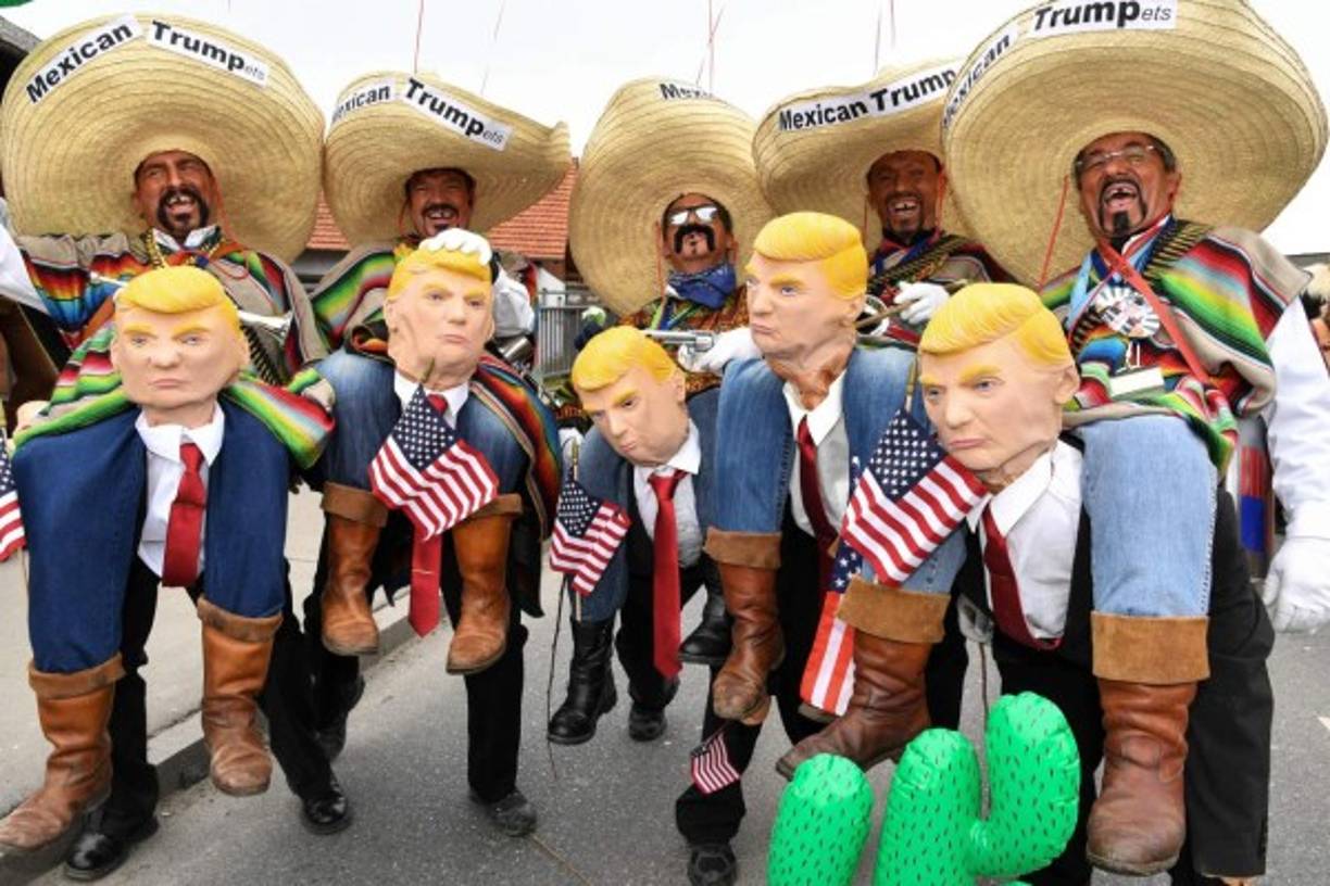 Es temporada de fiesta en el mundo y la oportunidad no ha pasado desapercibida para burlarse del presidente estadounidense Donald Trump. Los carnavales en Europa y América del Sur han resaltado la figura del magnate republicano.
