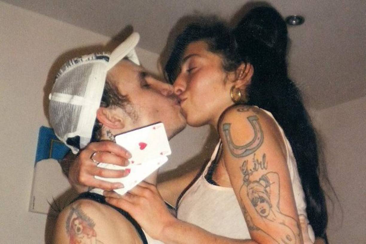 Las fotos que reflejan su amor por las drogas y por Blake Fiedler-Civil.