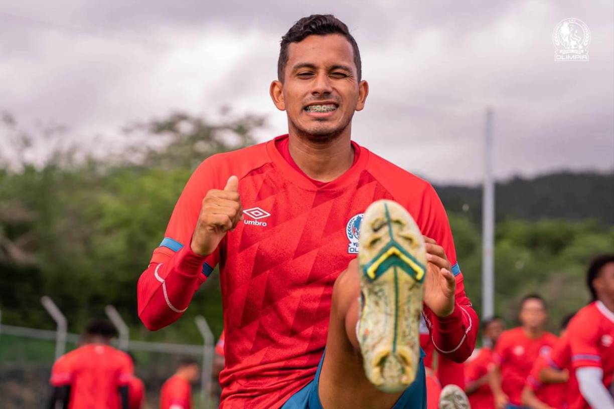 Edwin Rodríguez: Se espera que sea titular y estaría como extremo por el sector derecho.