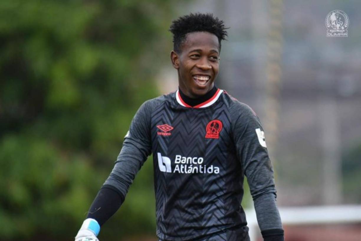 Alex Güity, titular de la Sub-23 Olímpica de Honduras, podría salir del Olimpia en calidad de cedido. Según se ha conocido, el equipo merengue está buscando dar a préstamo al joven portero a los Lobos de la UPNFM para la próxima temporada. “Tenemos buenos porteros, pero está la opción que Güity tenga la posibilidad con otro club y la intención es que pueda tener mayor participación. Está dentro de las posibilidades y se definirá la próxima semana con el profesor Troglio”, detalló Rafael Villeda, presidente del León, en declaraciones a Deportes TVC.