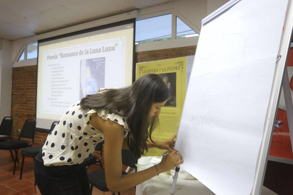 Feiruz José destacó con su dibujo de una de las obras representadas.