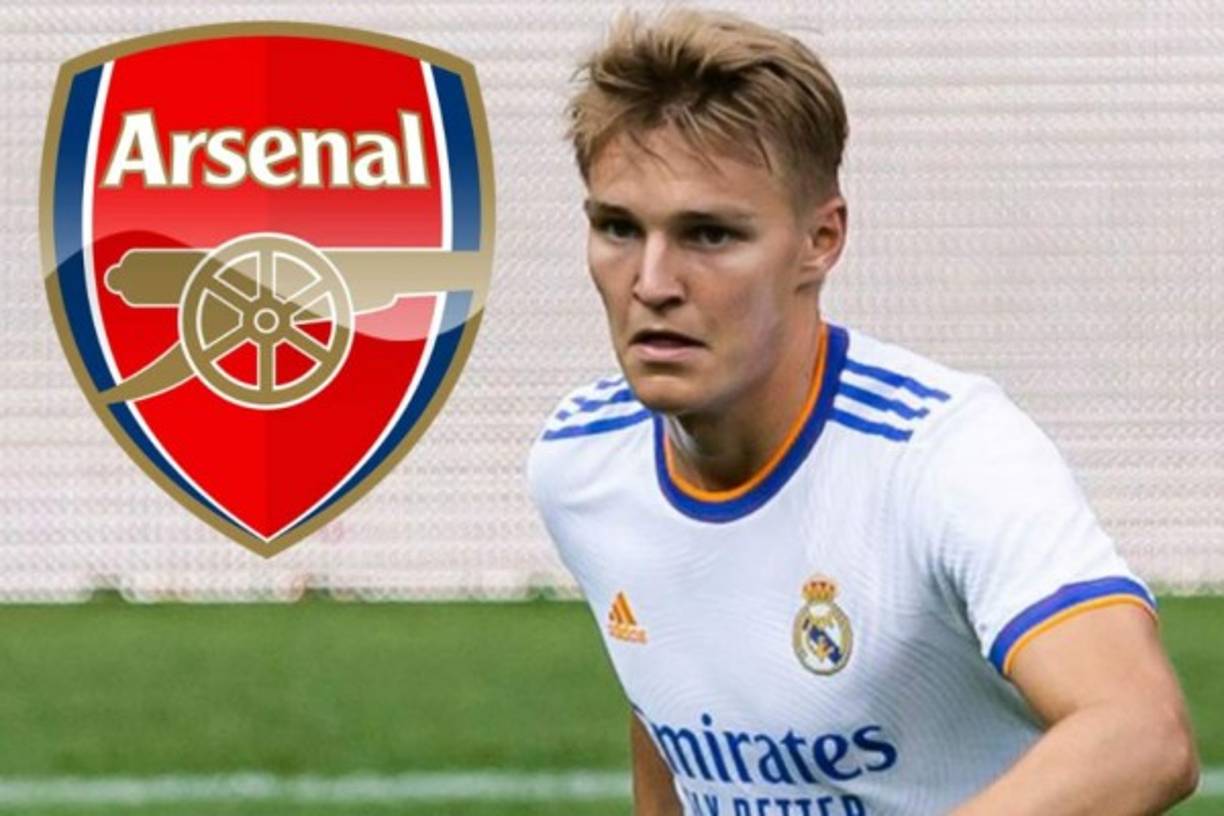Diario españoles aseguran que el Real Madrid ha llegado a un acuerdo con el Arsenal por Martin Odegaard y va a recibir una importante cifra entre 40 y 50 millones de euros por su salida. El noruego no tenía sitio bajo las órdenes de Carlo Ancelotti y ha decidido marcharse a un lugar que sí apuesta realmente por él y donde jugará la temporada pasada.